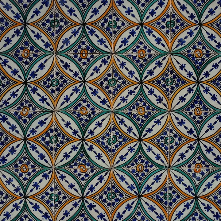 Handbemalte Fliese – Mediterranen Keramikstil