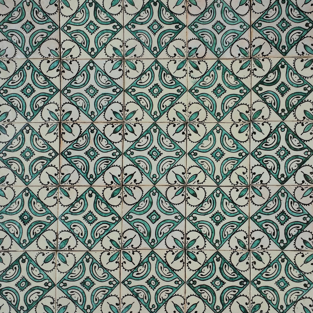 Handbemalte Fliese – Boho Ornamentik