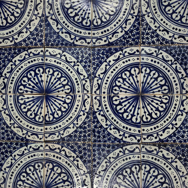 Handbemalte Fliese –  Andalusischer Stil